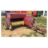 L10- NEW HOLLAND SQUARE BALER