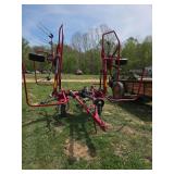 L10- 4 BASKET NEW HOLLAND TEDDER