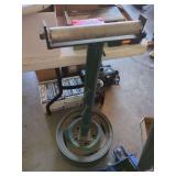 Adjustable Metal Roller Stand