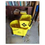 Commercial Mop Bucket and Wringer Combo