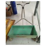 Red Devil Lawn and Garden Spreader