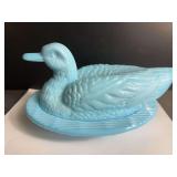 Blue Slag Duck on Nest - Westmoreland Glass