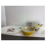 Vintage Pyrex Dishes