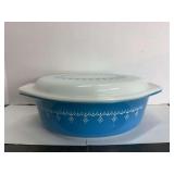 Vintage Pyrex With Matching Lid