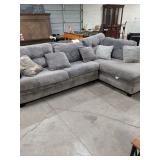 ALBANY FURNITURE - 2 PIECE GRAY SECTIONAL COUCH WITH LOUNGER 113X78