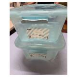 TWO 15.8 X 11.8 X 6.5 BELLA STORAGE CONTAINERS WITH LIDS