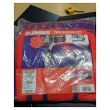 NEW - TWIN SIZE CLEMSON TIGERS BEDDING SET