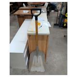 ALUMINUM SCOOP SHOVEL