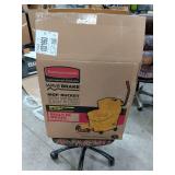 RUBBERMAID COMMERCIAL WAVE BRAKE MOP BUCKET WITH WRINGER AND BUILT IN DRAIN