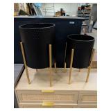 NEW - SET OF 2 AIDEEN METAL PLANTER POT SET WITH STANDS - 23 AND 19 INCHES TALL