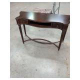 LIBERTY FURNITURE - MAHOGANY SOFA TABLE WITH 2 DRAWERS AND CENTER COMPARTMENT - 50X18X30