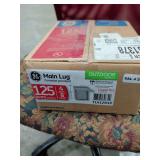 GE MAIN LUG 125 AMP 4 SPACES 8 CIRCUITS OUTDOOR SURFACE MOUNT