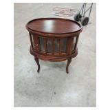 DECORATIVE CARVED WOOD DOUBLE DOOR TABLE WITH GLASS SIDES 29X20X30
