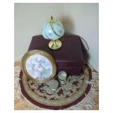 Floral Patterned Accent Lamp with Oval Framed Floral Print and Candles