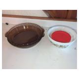 Pyrex Amber Glass Pie Dish and Covered White Mixing Bowl