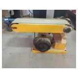 4-Inch Belt and 6-Inch Disc Sander