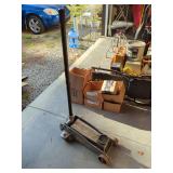 Mack 3-Ton Hydraulic Service Jack