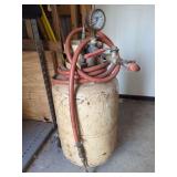 Brunner Manufacturing Co. Model B Pressure Tank with Gauge and Hose