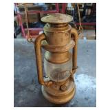 Blue Grass Mfg. Co. Louisville Kerosene Lantern