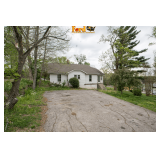 House & Lot in Stearns, Ky
