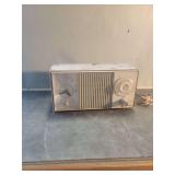 General Electric C2507A AM/FM Clock Radio