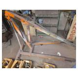 Hydraulic Engine Hoist