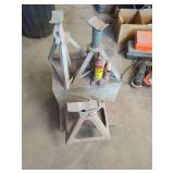 Medallion 1.5 Ton Hydraulic Bottle Jack and Three Steel Jack Stands