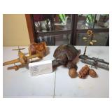 Decorative Objects and Figurines