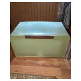 Lincoln BeautyWare Metal Bread Box with Assorted Books