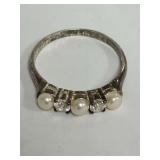 Sterling Silver Pearl and Clear Stone Ring Size 10