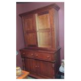 2 Piece Wooden Hutch with Turned Legs