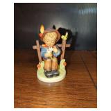 Hummel Goebel Porcelain Figurine She Loves Me Not TMK-6