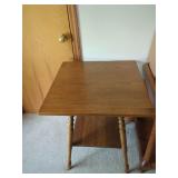 Oak End Table with Spindle Legs and Lower Shelf