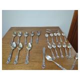 1847 Rogers Bros IS Heritage Silverplate Flatware Spoons