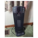 DeLonghi Ceramic Technology Tower Heater