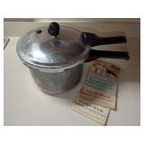 Mirro Model 92040 Aluminum Pressure Cooker with Presto Recipe Books