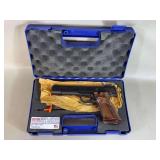 Smith and Wesson Model 41 .22LR Pistol Serial UAS0075