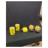 Smiley Face Ceramic Tea Set with Mugs and Feliman Langer Mug Mate Caps