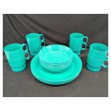 Decor Melamine Dinnerware Set in Teal