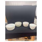 Set of Four Pyrex and Fire King Mixing Bowls