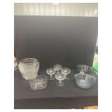 Mixed Glassware and Bakeware Set Including Pyrex and Anchor Hocking