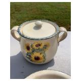 Casey Pottery Marshall Texas Sunflower Ceramic Tableware Four Piece Set