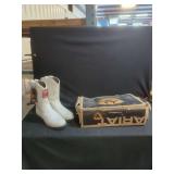 Ariat Women Heritage Roper Cloud White Boots Size 8.5 B with Original Box
