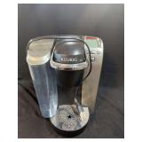 Keurig Single-Serve Coffee Maker with Digital Display and Removable Water Reservoir