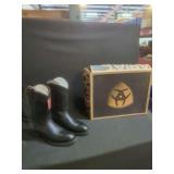 Ariat Women's Black Leather Western Boots Size 8 B with Box