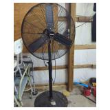 Central Machinery Pedestal Shop Fan