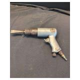 Pistol Grip Pneumatic Air Hammer with Chisel Bit