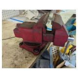 Columbian D44 4 1/2 Inch Bench Vise