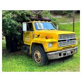 1987 Ford F800 Dump Truck (Has Title)