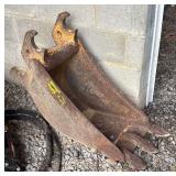 12 Inch Excavator Bucket with Teeth